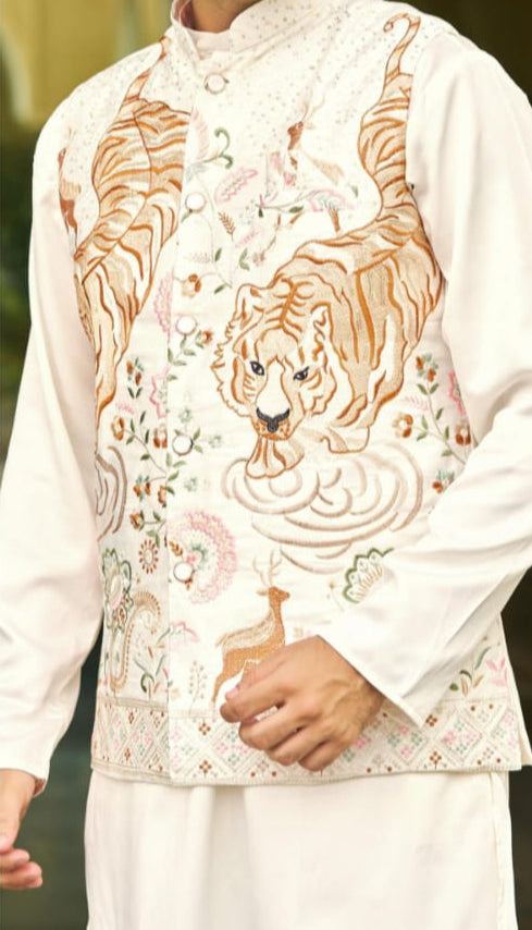 Malai Satin Embroidered Kurta Set